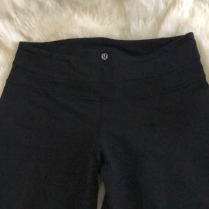 Lululemon black wide leg pants